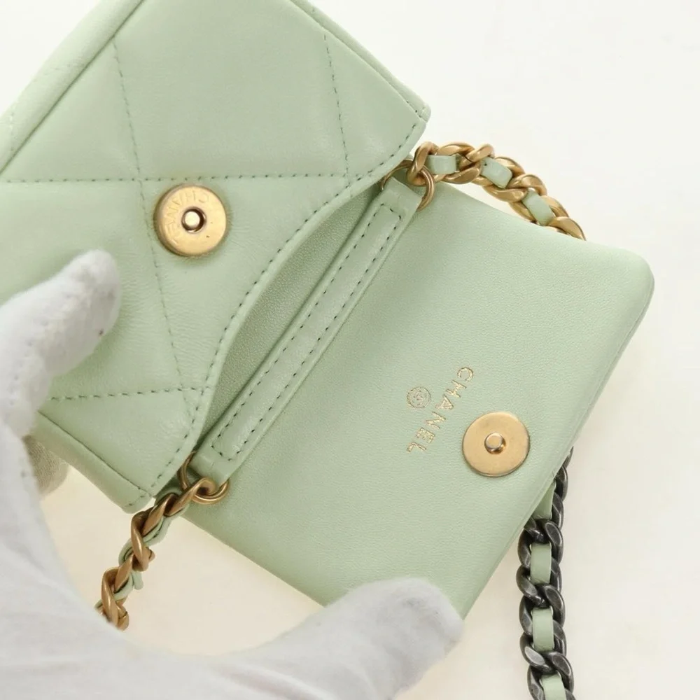 CHANEL Matelasse 19 Chain Bag Lamb Skin Gold Light green
